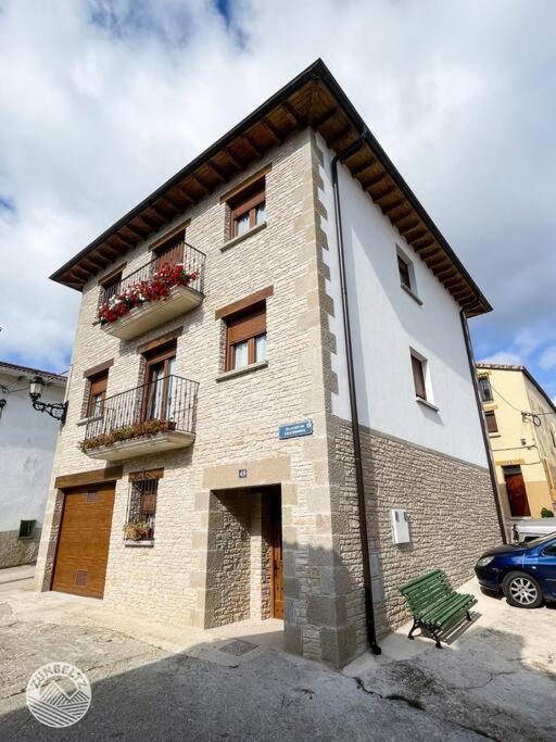 Casa Zunbeltz De 3 Habitaciones En Plena Montana Lezáun Exteriör bild