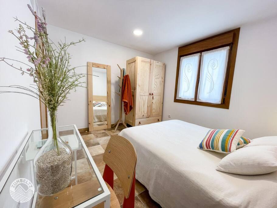 Casa Zunbeltz De 3 Habitaciones En Plena Montana Lezáun Exteriör bild