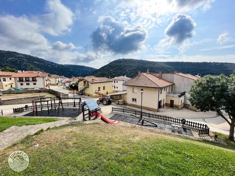 Casa Zunbeltz De 3 Habitaciones En Plena Montana Lezáun Exteriör bild